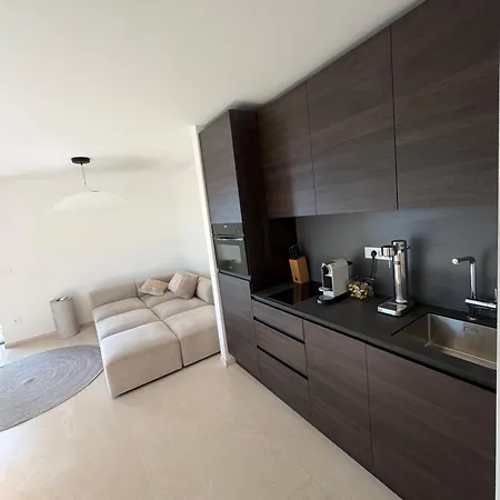 Capula - Modern With Sea View And Parking, Marusici Apartmán Omiš